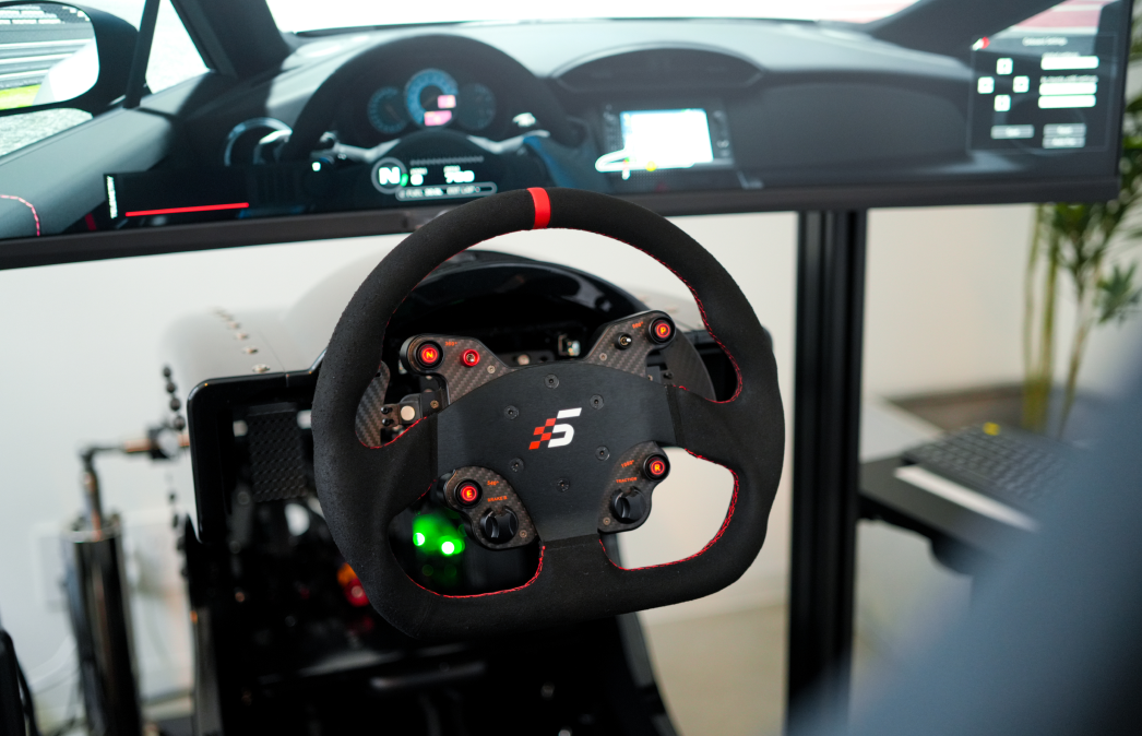 モーション付きレーシングシミュレーター（DRiVe-X code_F）